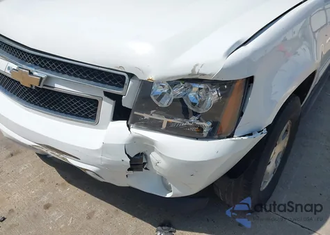 2011 Chevrolet Suburban 1500 Lt1 z USA, uszkodzony, nr VIN 1GNSKJE34BR192900